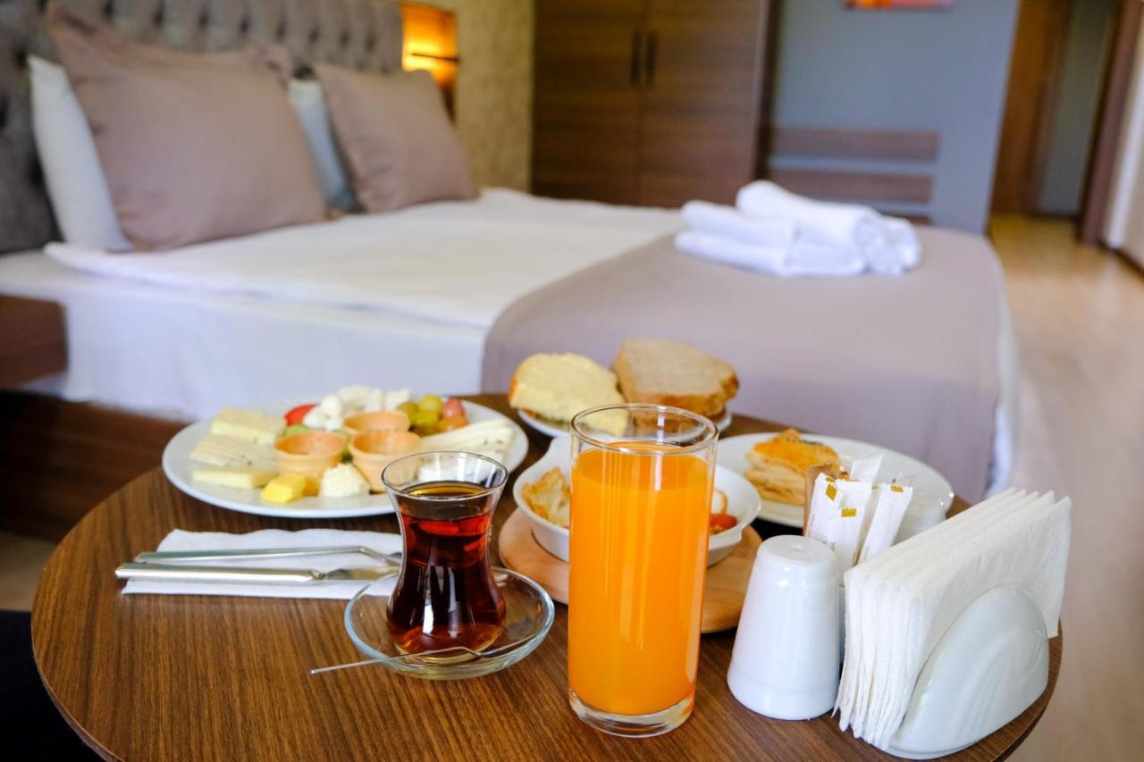 Grand Salizze Hotel Kestel  Buitenkant foto